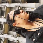 Professionista motivata e pronta portare valore, con l’obiettivo di contribuire al succes